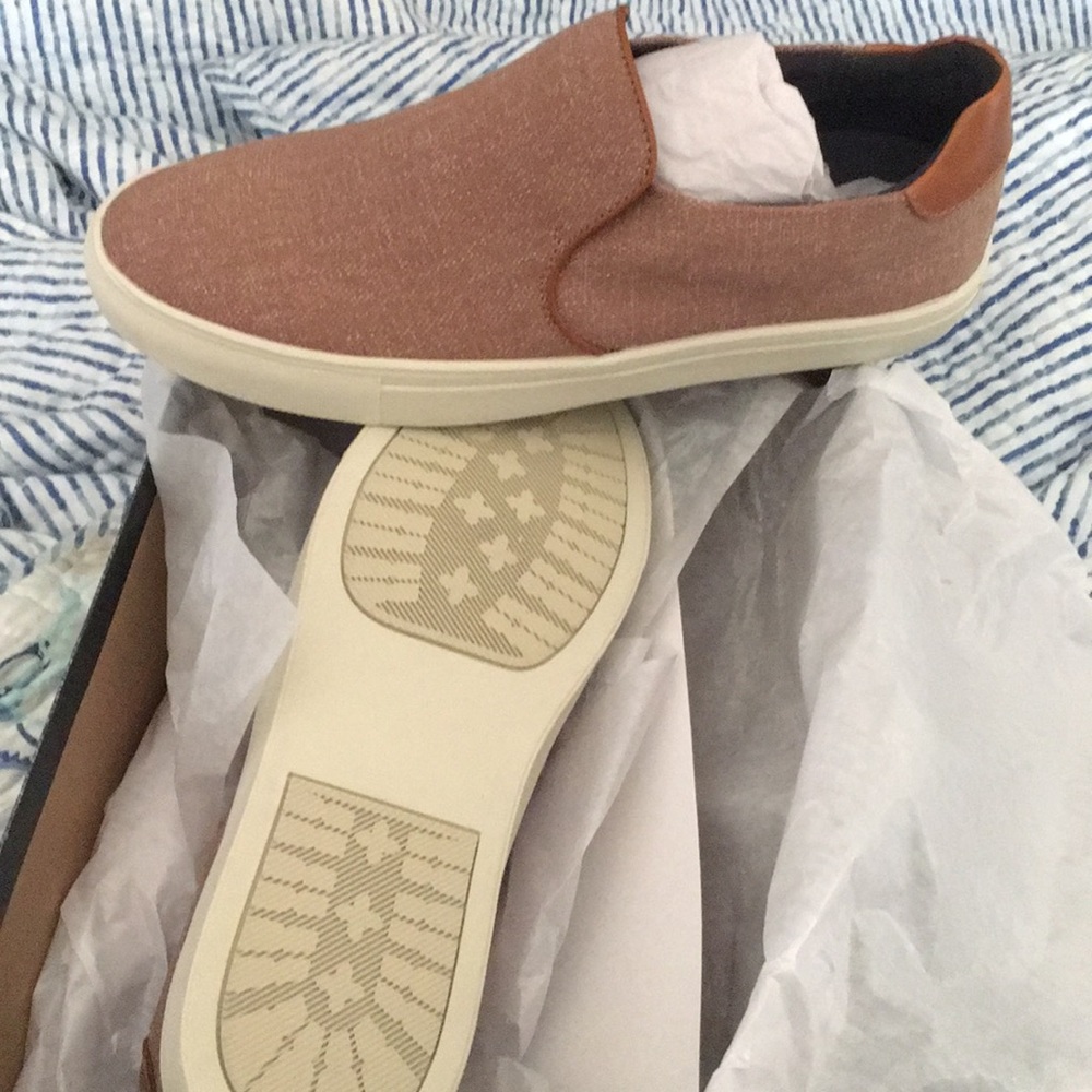 Mens 10 NEW Dr Scholls Loyal sand canvas slip on